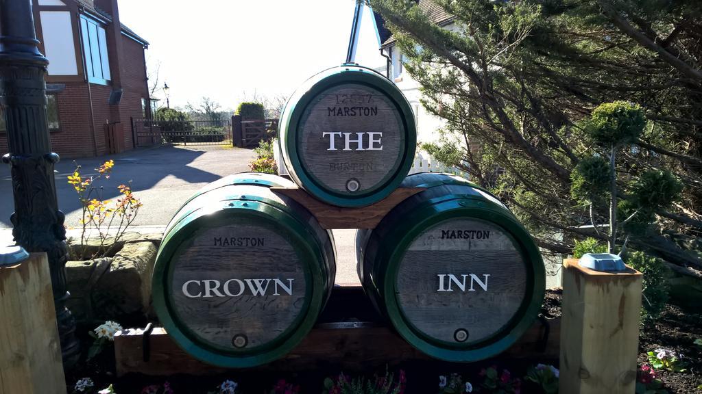 Crown Inn Marston Montgomery エクステリア 写真